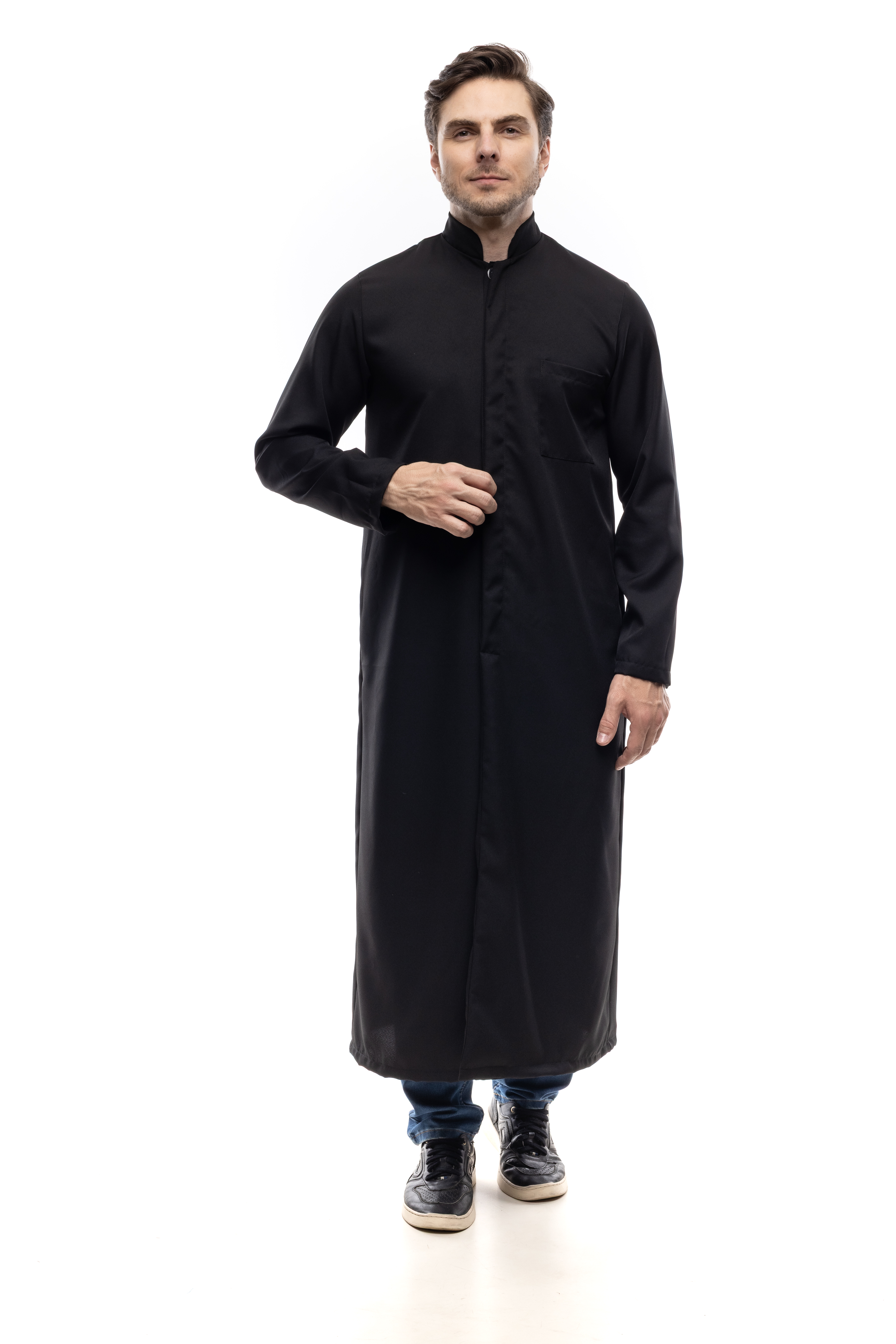 Balandrau Maçônico Oficina 33 em gabardine preto — vista frontal completa